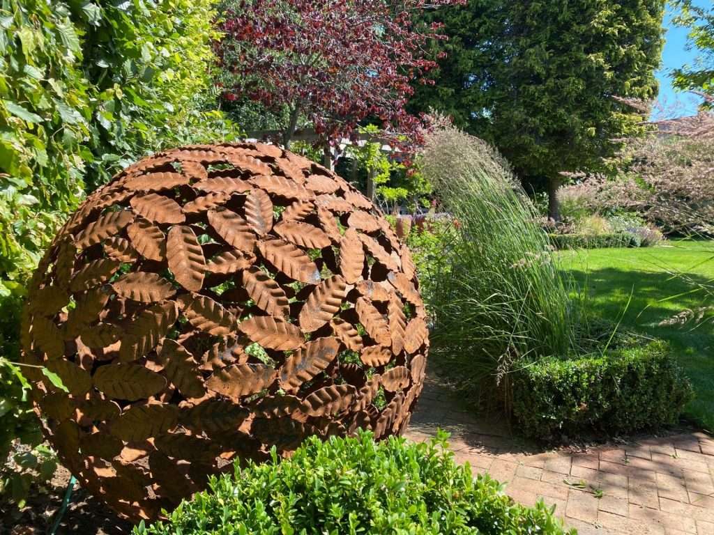 Rustic Beech Leaf Sphere