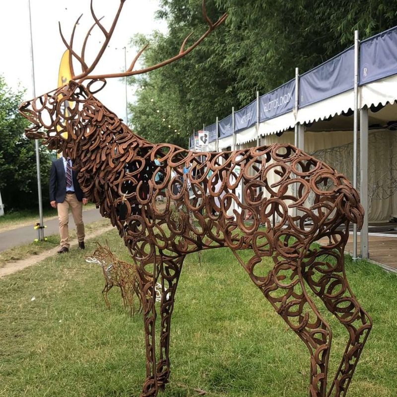 Bellowing Stag Sculpture