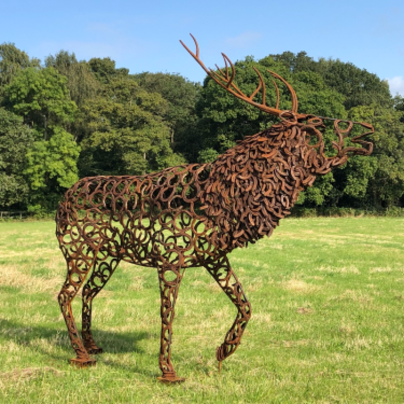 Bellowing Stag Sculpture