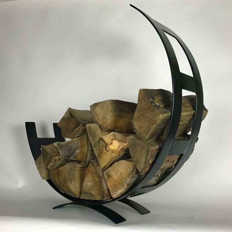 Black Half Circle Structure